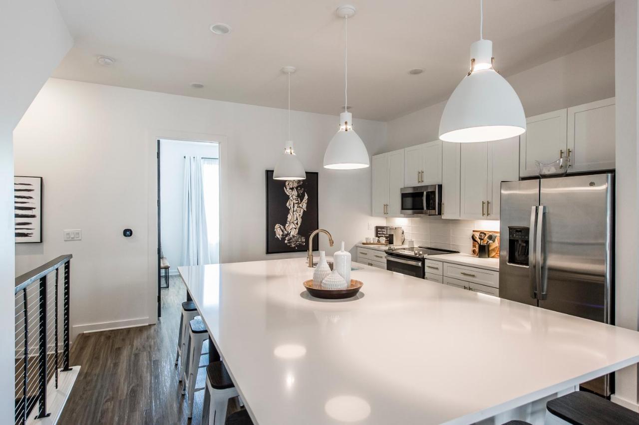 Brand New 4 Bedroom 4Bath Townhome With Amazing Rooftop! Nashville Kültér fotó