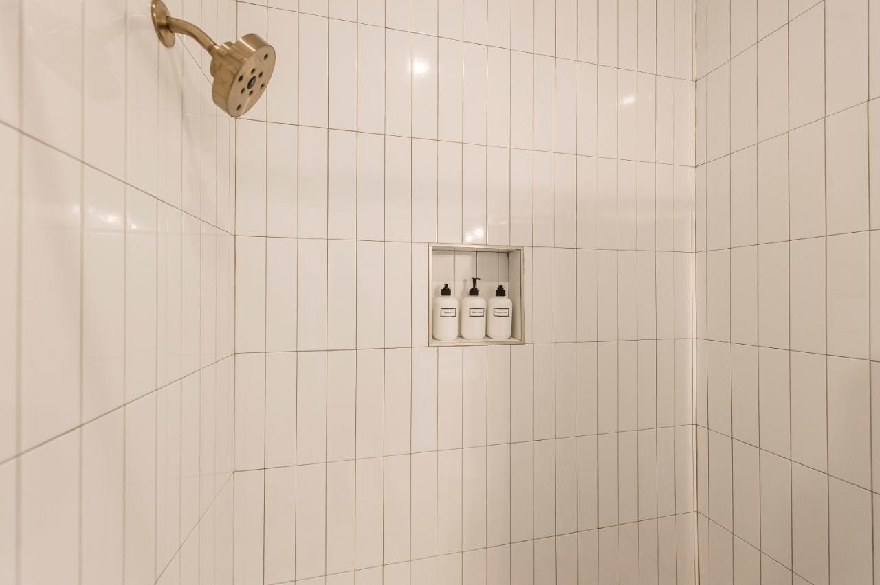 Brand New 4 Bedroom 4Bath Townhome With Amazing Rooftop! Nashville Kültér fotó