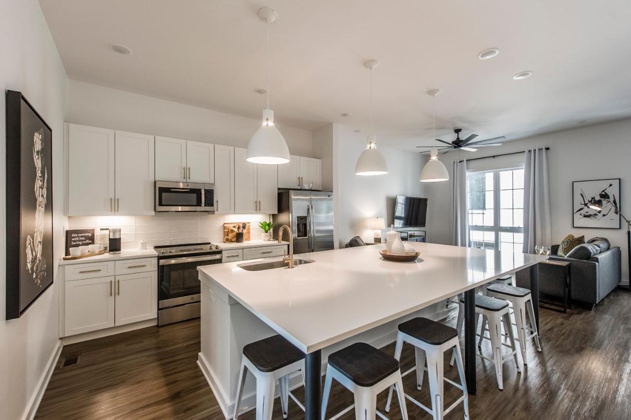 Brand New 4 Bedroom 4Bath Townhome With Amazing Rooftop! Nashville Kültér fotó